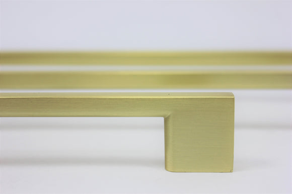 Craftline D Handle - Contemporary Kitchen Handle - Imperial Glass and Timber